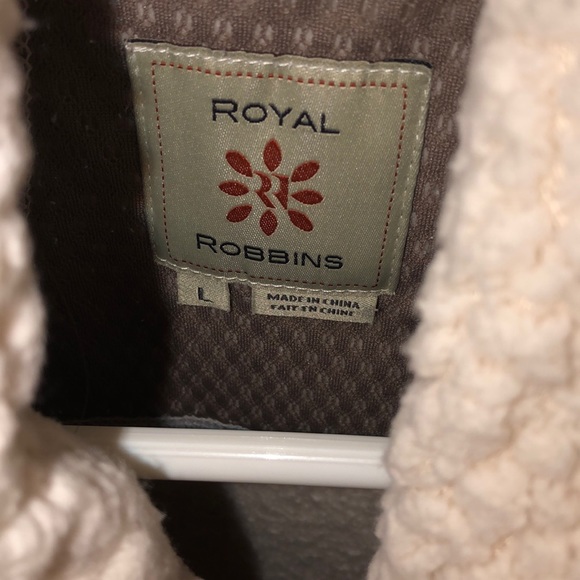 vest - Picture 2 of 4